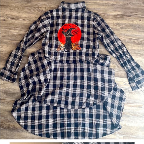HALLOWEEN Witchy Cats Hi-Lo Ruffle Plaid Shirt - Picture 7 of 8